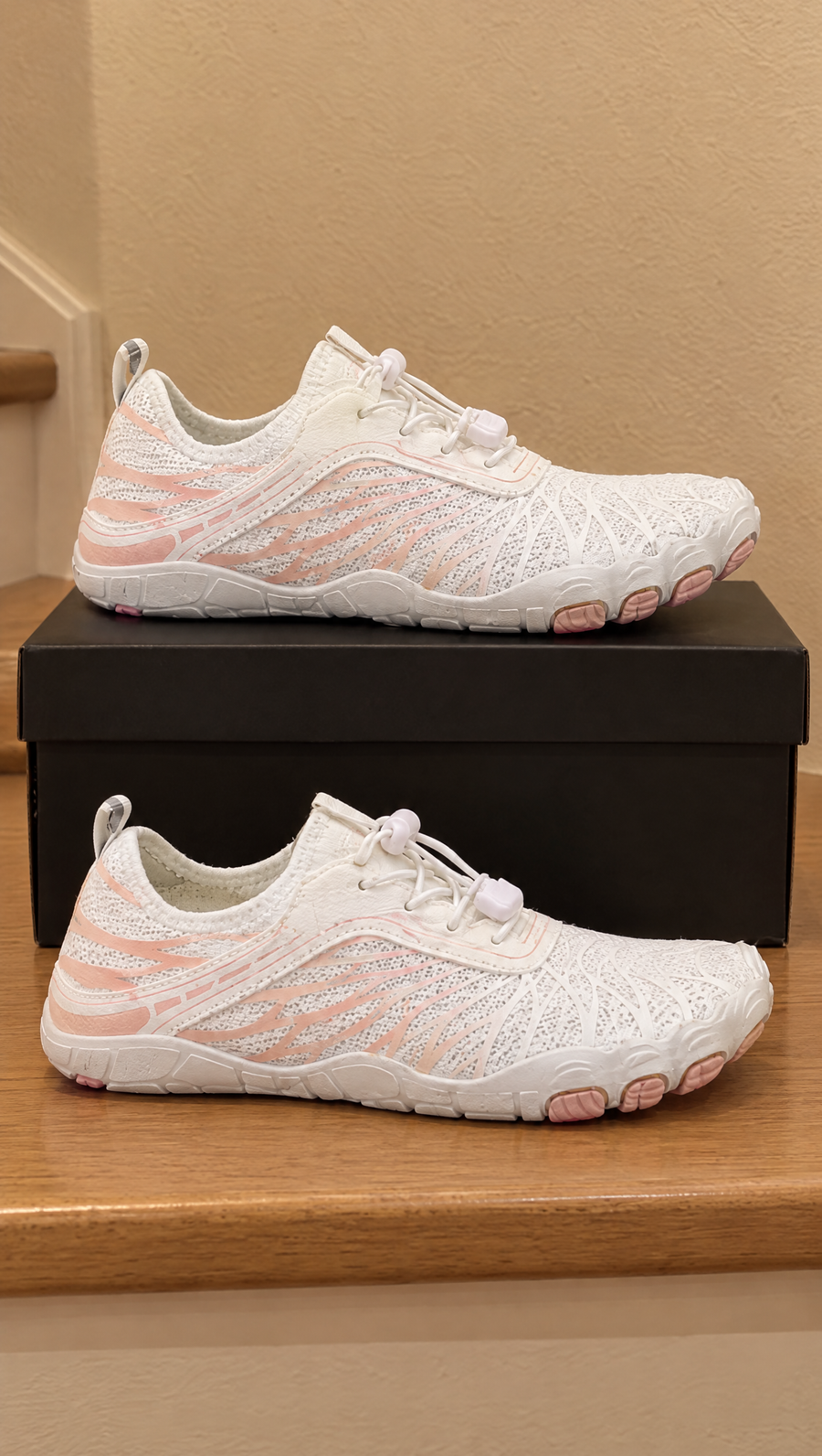 Dunefoot Pro in White, side profile